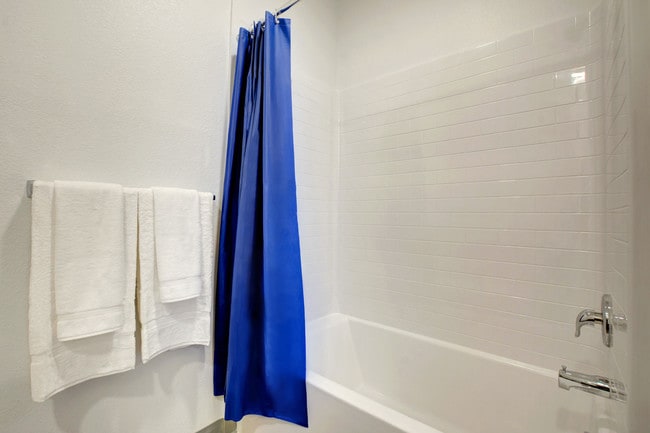 Siegel Suites Swenson II