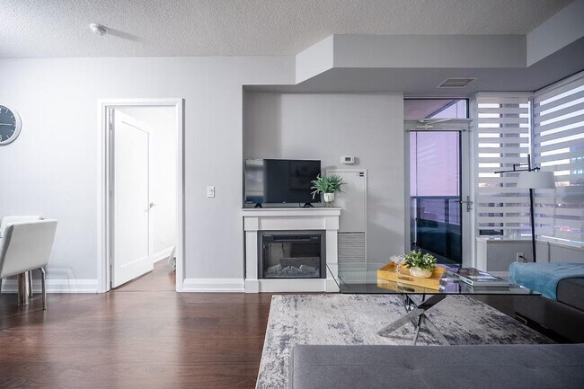 Photo - 5 Sheppard Ave Unit ID1345971P