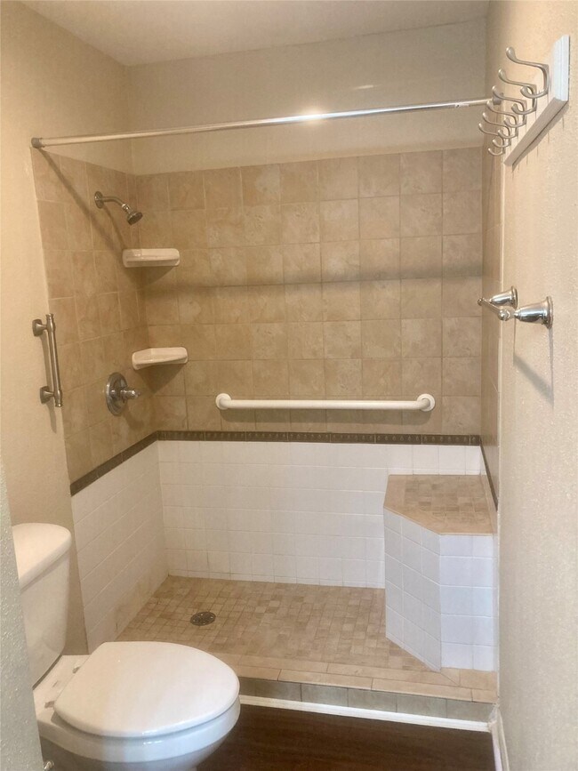 Photo - 6924 Lasker Dr Rental