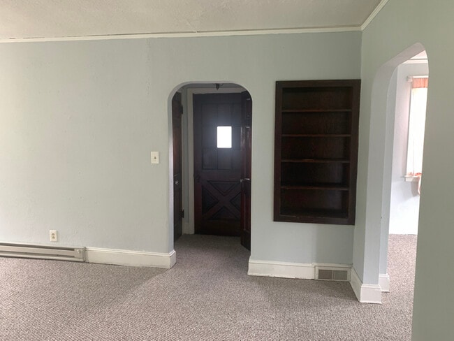 Photo - 1521 E Main St Unit Main