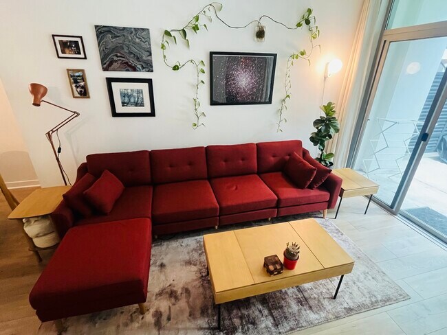 Photo - 425 W Beech St Unit 234