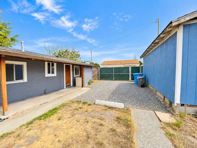 2613 Spring St Unit #2