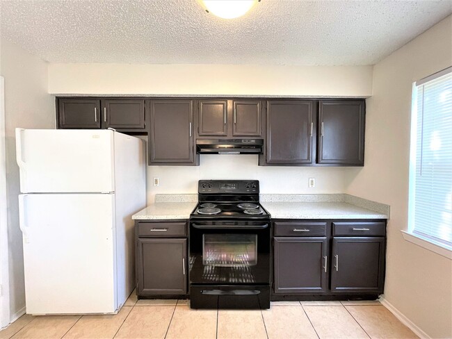 Photo - Charming 2 Bedroom in Garland Unit 1