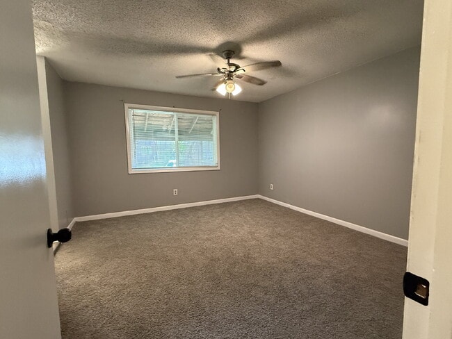 Photo - Your New Home Awaits: Charming 3-Bedroom T...