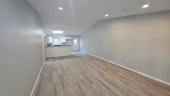 Photo - 216 White Eagle Trl Unit A