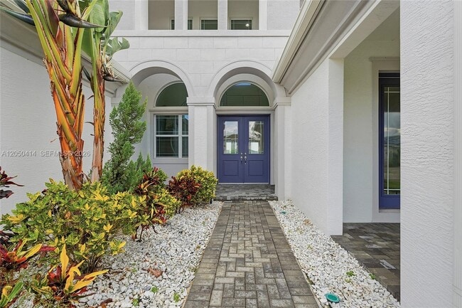 15239 Goldfinch Cir