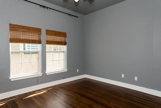 Photo - 2805 Lafayette Ave