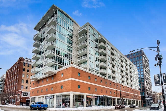 Building Photo - 909 W Washington Blvd Unit 807 Rental