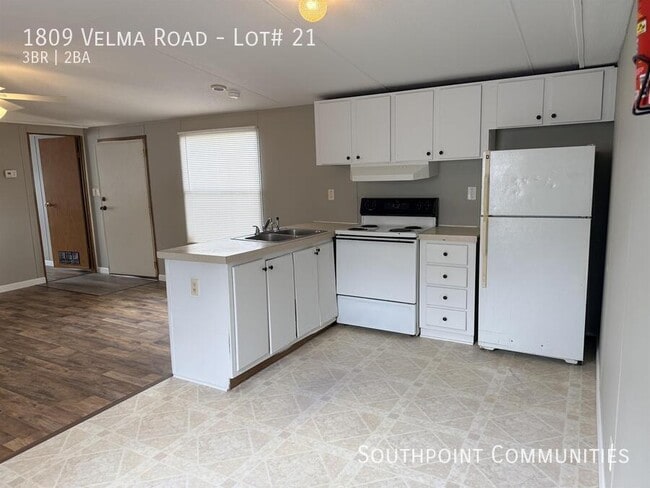 Photo - 1809 Velma Rd