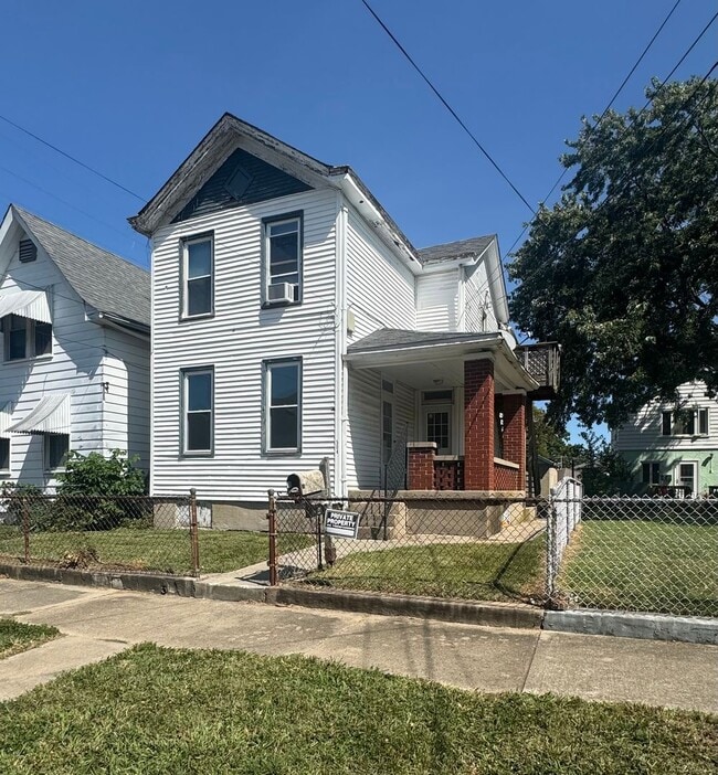 Building Photo - 504 McKinley Ave Unit #2