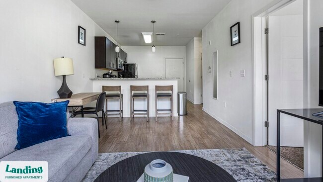 Photo - 2017 Brook Rd Unidad 102.1404899