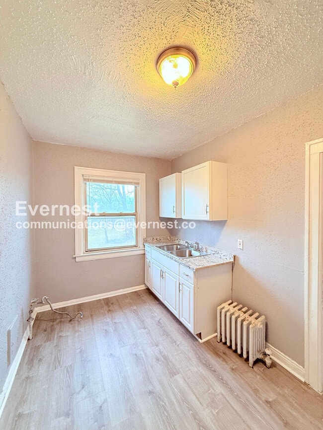 Photo - 13909 Hartwell St Unit 8