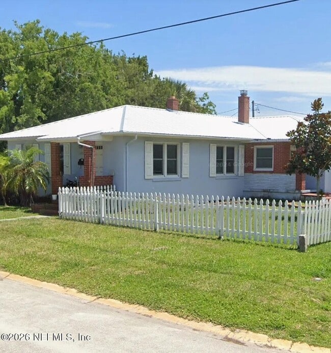 Building Photo - 7 Arredondo Ave