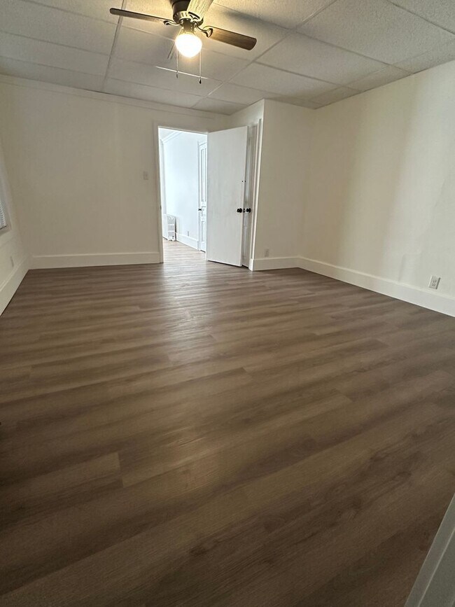 Photo - 565 W Market St Unit Apt 1