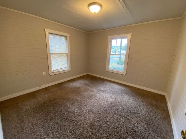 Photo - Shiplap Heaven - 2 bedrooms, 1 bathroom - North Rome