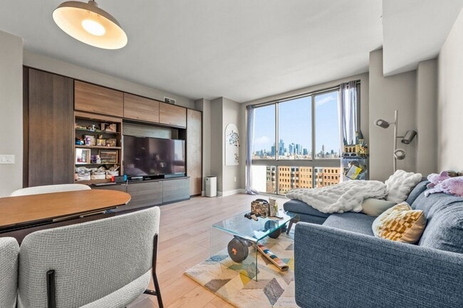 Photo - 800 Jackson St Unit # 707