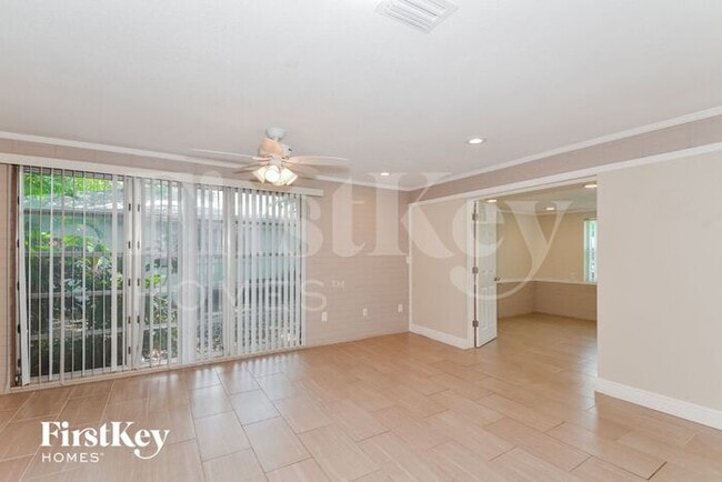 Photo - 4108 15th Ave W