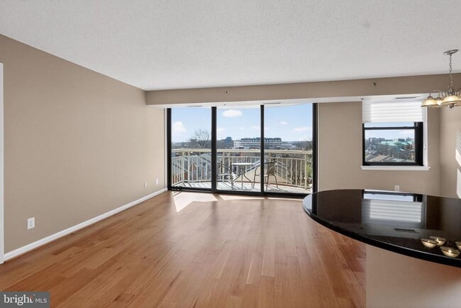 Photo - 1200 Braddock Pl Unidad 601