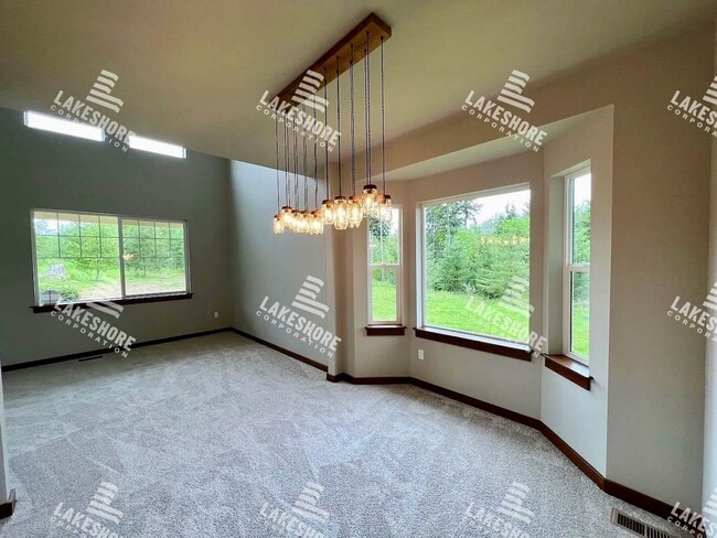 Photo - Spacious and Secluded 4 Bed 2 Bath Monroe Home w/ Beautiful Views!!