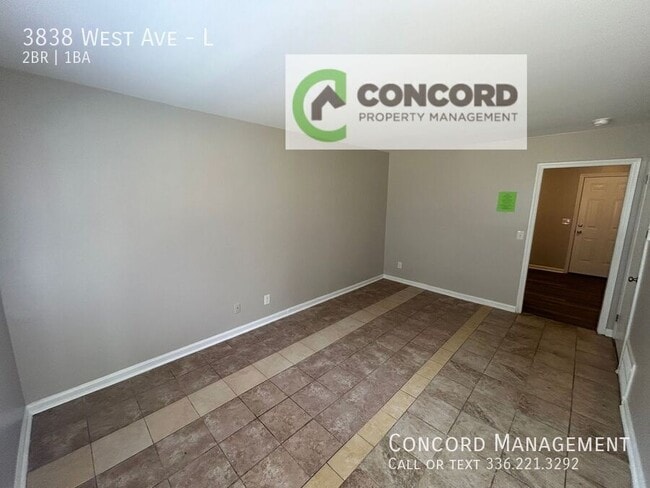 Photo - 3838 West Ave Unit L