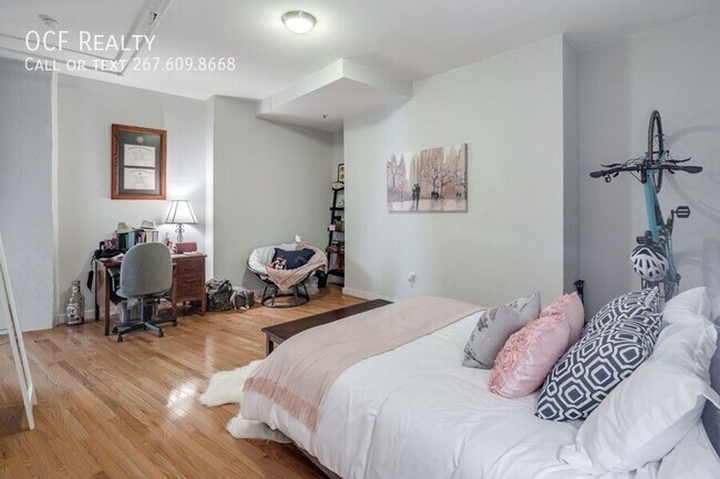 Photo - 4 Leverington Ave Unit 102