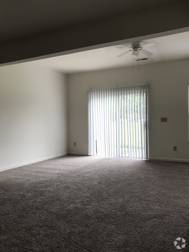 Building Photo - 4128 Otter Creek Dr Rental