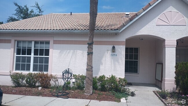 Building Photo - 3 bedrooms Port Orange Rental
