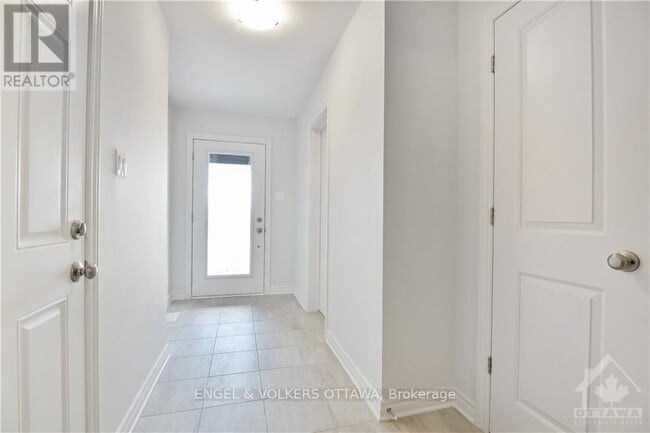 Photo - 18 Verglas Ln.