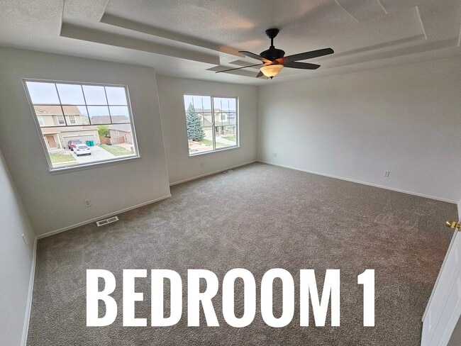 Photo - 1805 Dewhirst Dr House