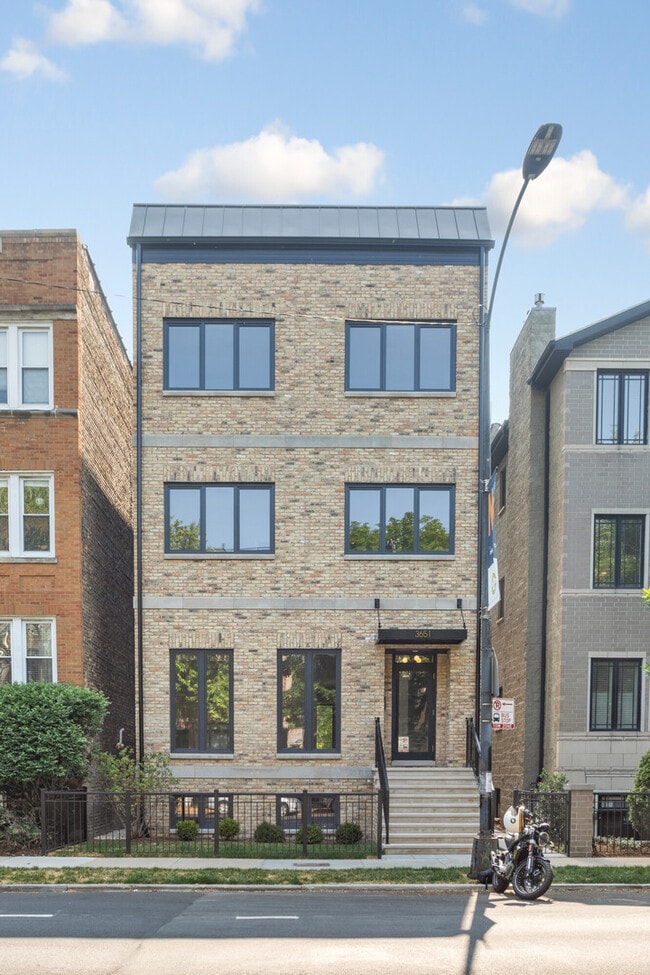 Photo - 3651 N Damen Ave Condo Unit 2
