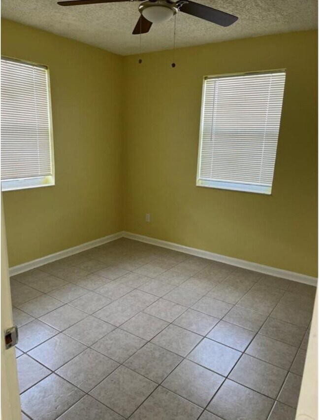 Photo - 6240 SW 39th Ct