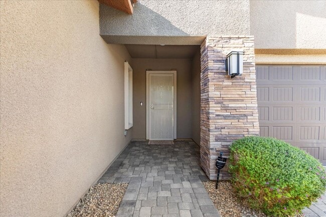 Photo - Lovely Home!