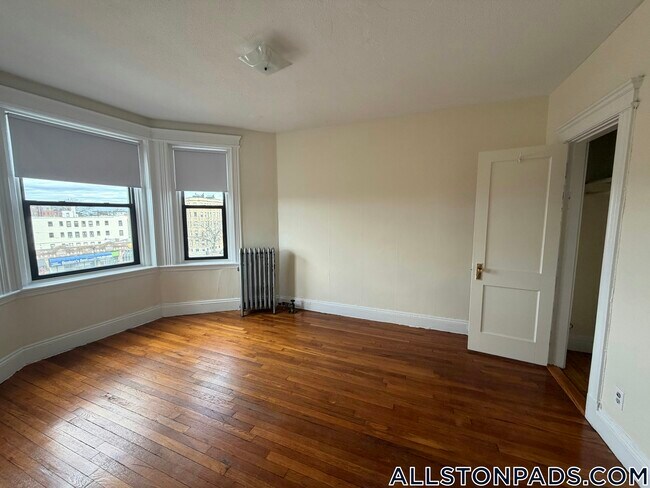 Building Photo - 1160 Commonwealth Ave