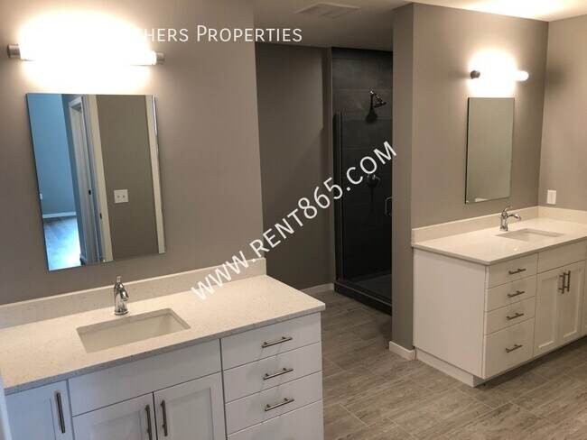 Photo - 333 W Depot Ave Unit 401