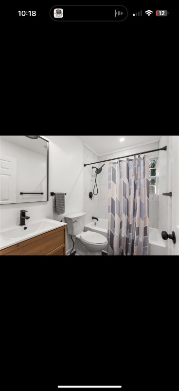 Building Photo - 1349 Lockhaven Cir SW