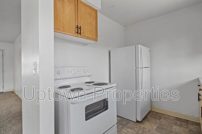 Photo - 130 N 4th Ave