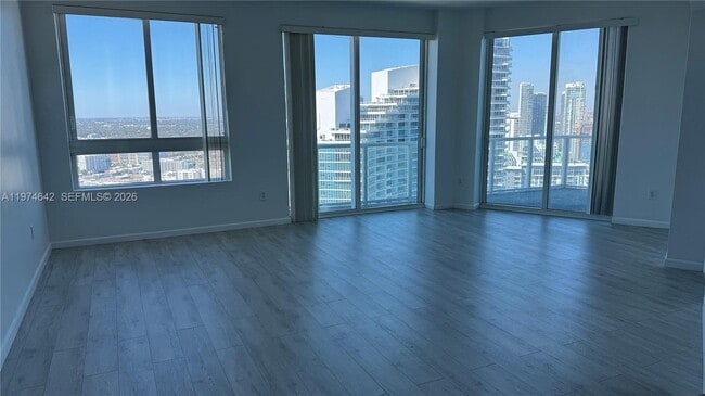 Building Photo - 1900 N Bayshore Dr Unit 4112