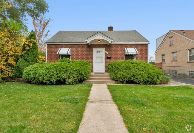 Front Entrance - 91 W 26th St Rental