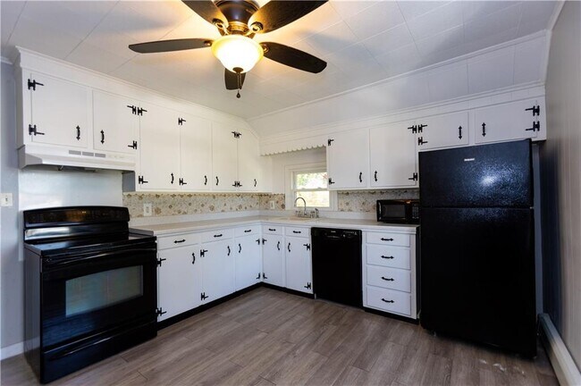 Photo - 13 Redland Ave Apartamento Unidad 2