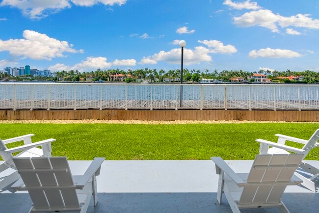 Photo - Normandy Cove