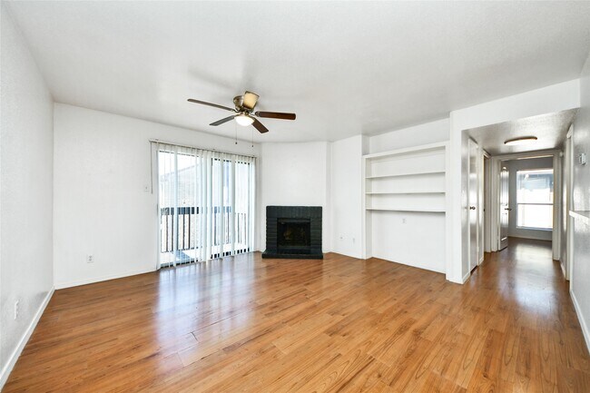 Photo - 12905 Woodforest Blvd Unit 712