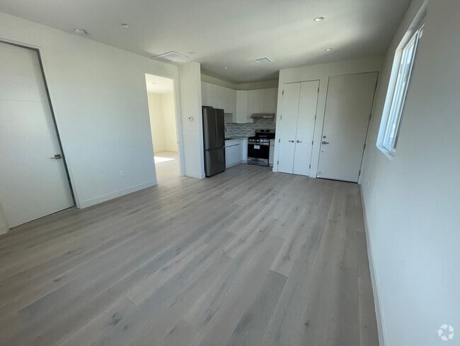Building Photo - 266 S Mansfield Ave Unit 5537 Rental