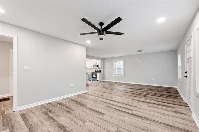 Photo - 1288 Lorenzo Dr SW