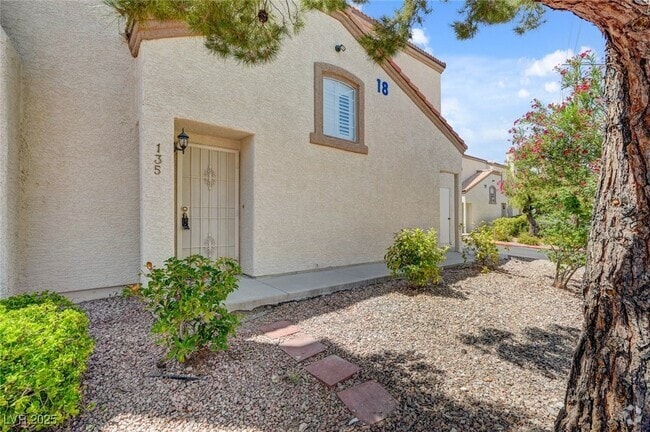 Building Photo - 8301 Boseck Dr Unit 135 Rental