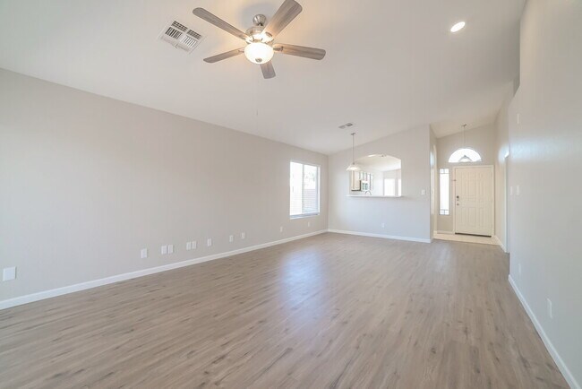 Photo - 8808 W Adam Ave