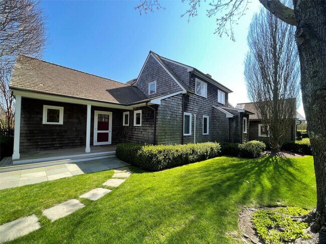 Photo - 176 Sayre's Path