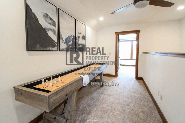 Photo - 1029 4th Ave W