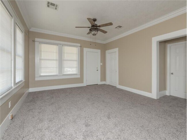 Photo - 108 Reagan St