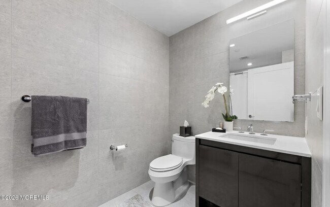 Photo - 15 Morris Ave Unit 206