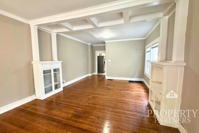 Photo - 5234 N College Ave